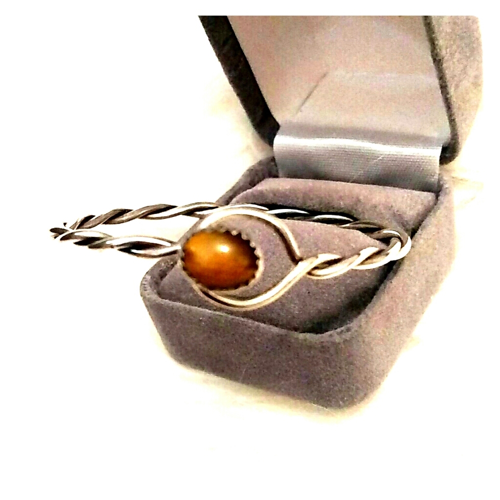 Sterling Silver Tiger Eye Bracelet